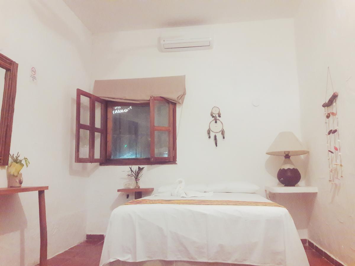 Hostel La Isla Holbox Exterior photo