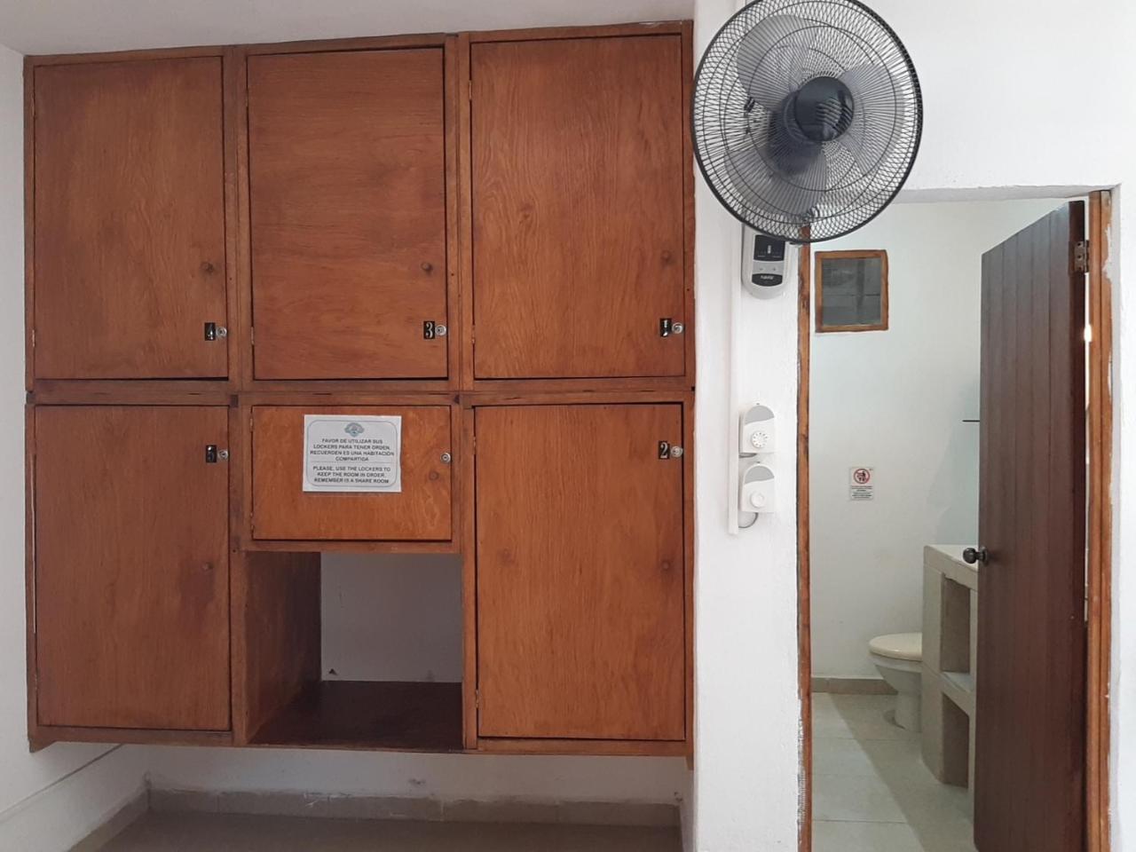 Hostel La Isla Holbox Exterior photo
